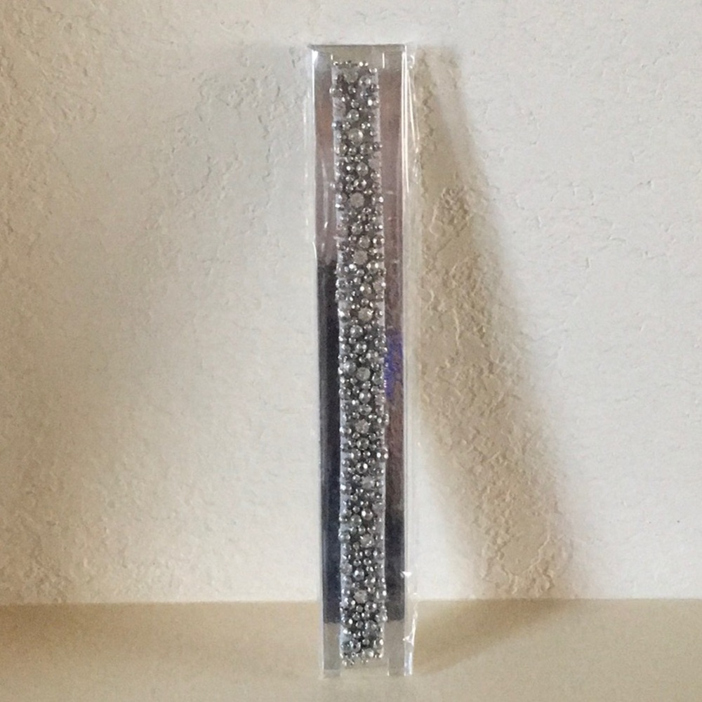🎁 New Fekkai Crystal Headband